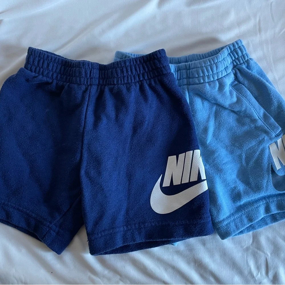 Nike Toddler Dark Blue/Light Blue Shorts - Picture 1 of 4